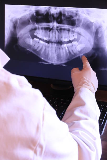 Best Emergency Dental Services for Seniors in Beechwood, MI